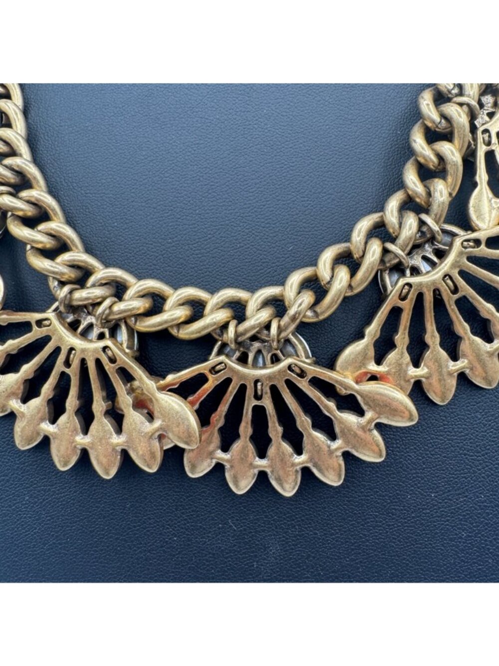 Stella & Dot Coral Cay Bib Statement Necklace Heavy Bold Coral & Crystal Fan - Picture 8 of 9